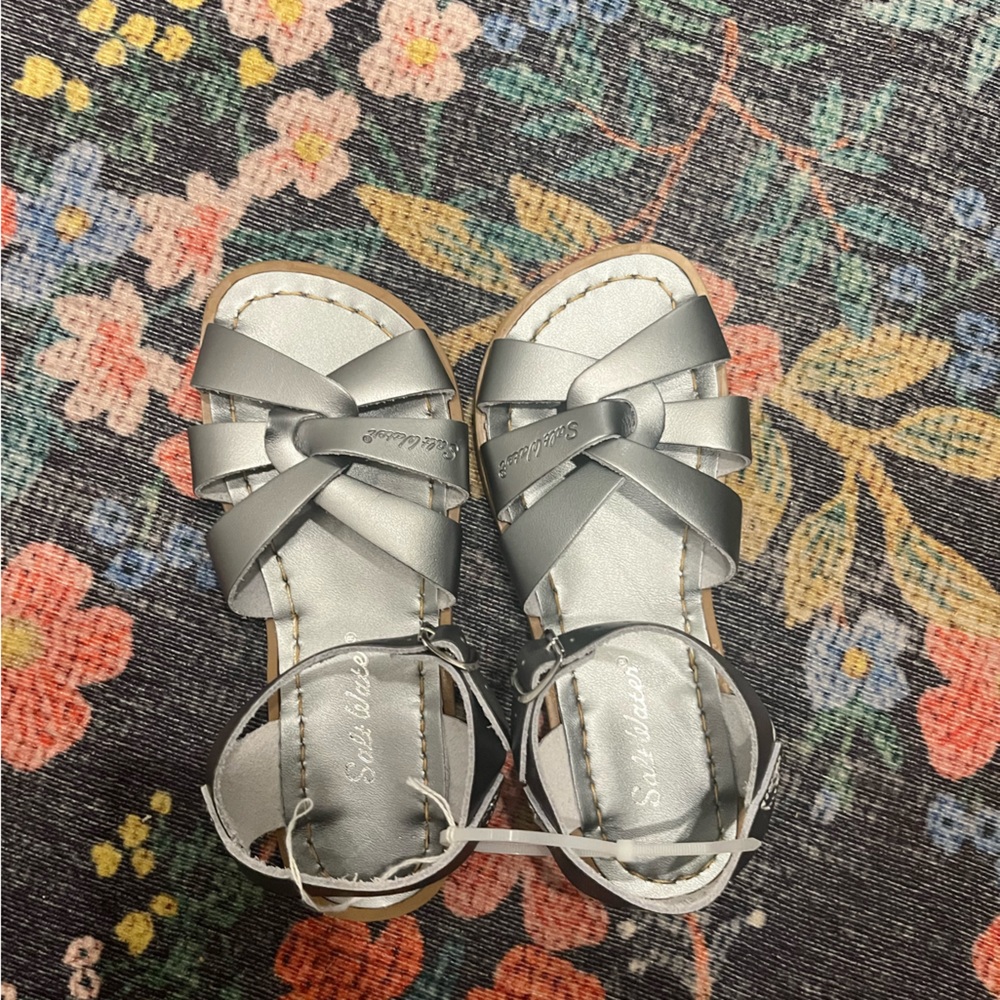 Girls, silver saltwater sandals